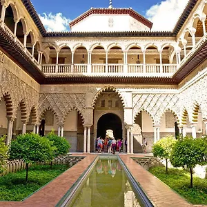 precioso-apartamento-con-patio-san-bernardo-4.es-andalucia.com/
